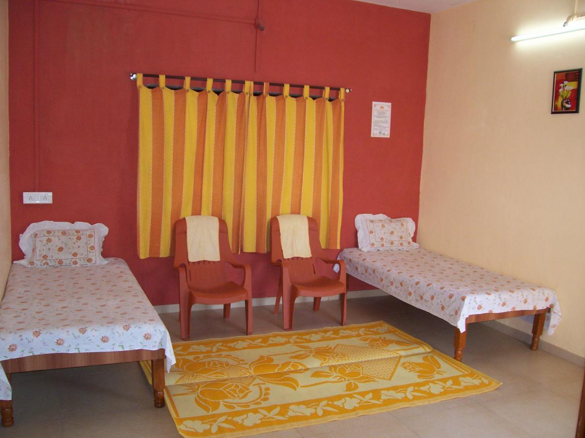 Mtdc Approved Mohiniraj Guest House Nashik Zewnętrze zdjęcie